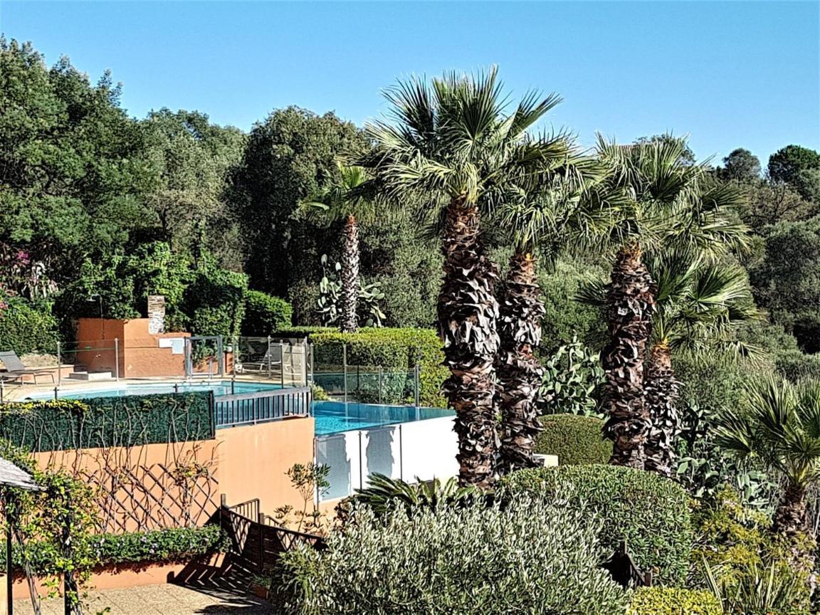 Superbe Duplex 35M2 Vue Mer Avec Piscine Борм-ле-Мімоза Екстер'єр фото